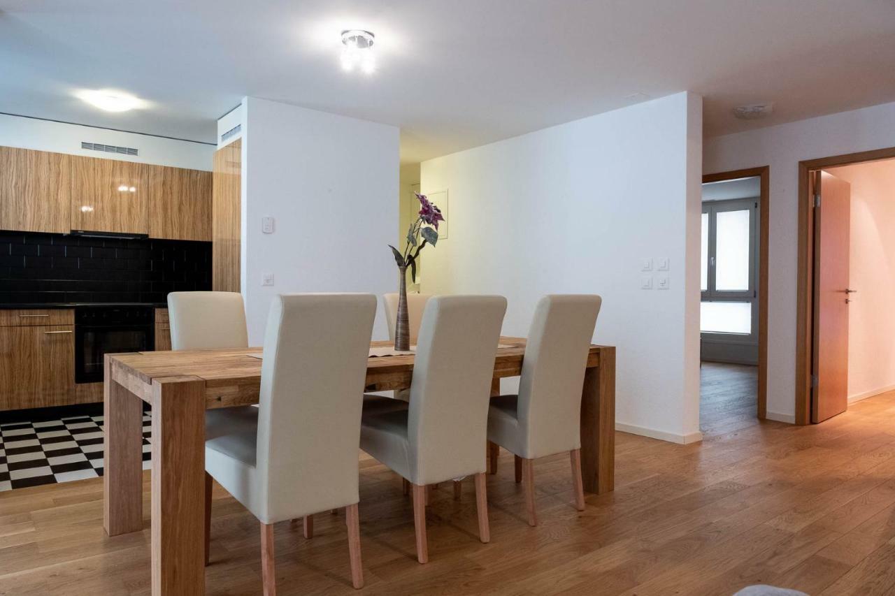 Family Apartment Near The Train Station Веве Экстерьер фото